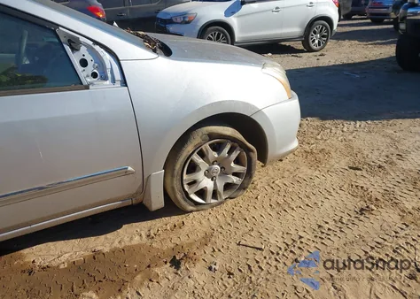 2012 Nissan Sentra 2.0 S z USA, uszkodzony, nr VIN 3N1AB6AP9CL737348